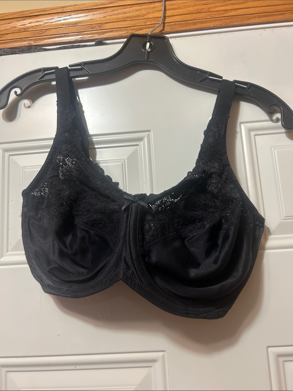 Lilyette Black Lace Trim Underwire Bra 36D